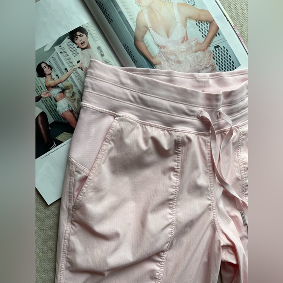 Lululemon Rare Dance Studio Lined Mid-Rise Joggers Strawberry Milkshake Size 10 - Picture 7 of 14